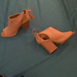 CUPID ANKLE BOOTS — Tan, Comfy, “Suede”, Pre-loved. 
SIZE 6.5 but fits like 7.5